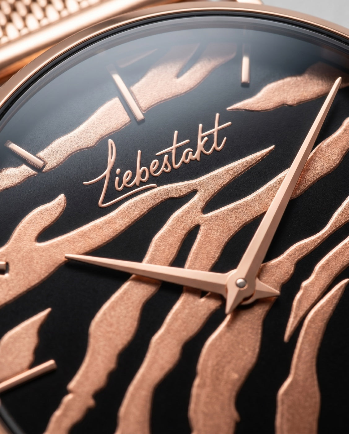 Liebestakt Wild Heart – Zifferblatt Detail